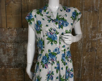 Vintage 50s blue rose print floral dress size 12 UK/ 38" bust