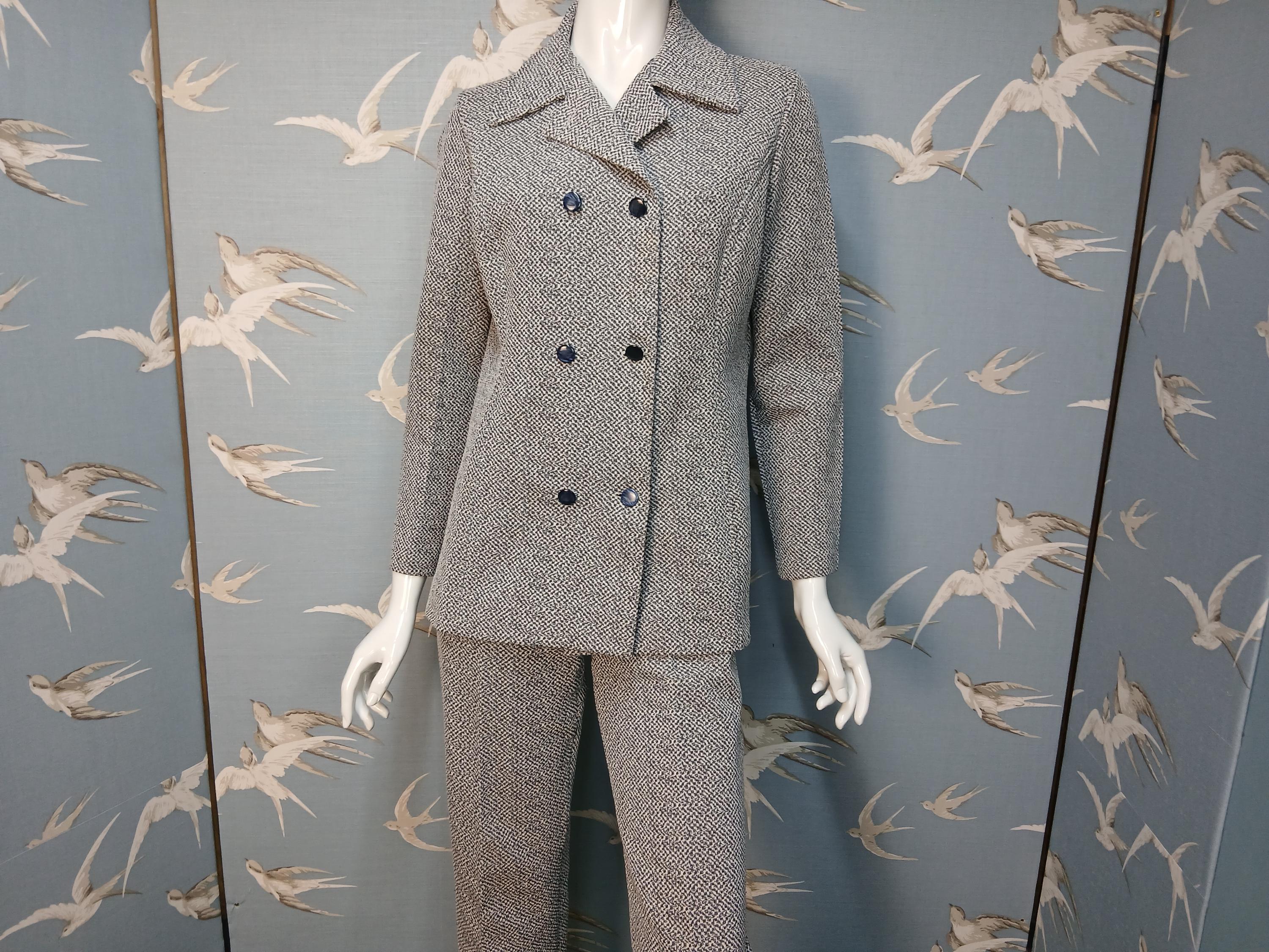 Vintage 1960s mod trouser suit, Diana Martin Crimplene pants suit, size 10 UK. See ITEM DETAILS for all measurements