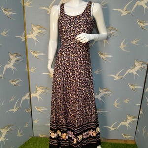 Vintage 1970s Horrockses floral cotton maxi dress, size 10 uk/ 36&quot; bust