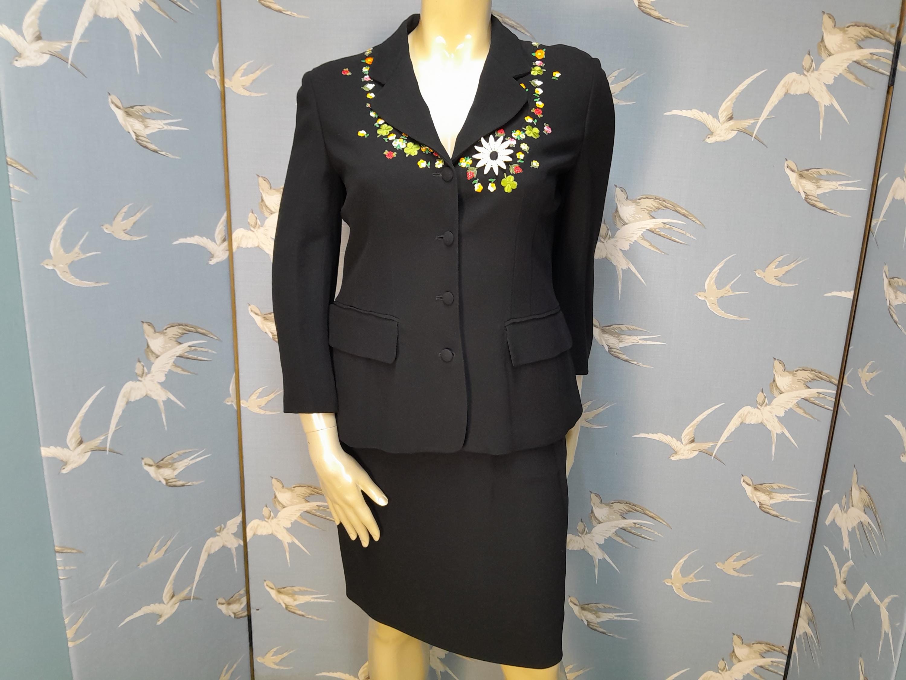 希少　MOSCHINO COUTURE! ヴィンテージセットアップ アンサンブル Vintage Moschino Cheap and Chic Skirt Suit, Fruit & Floral