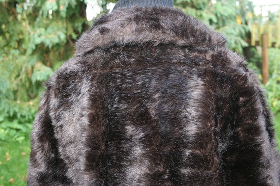 Vintage 70s Richard Shops fake fur coat, dark bro… - image 9