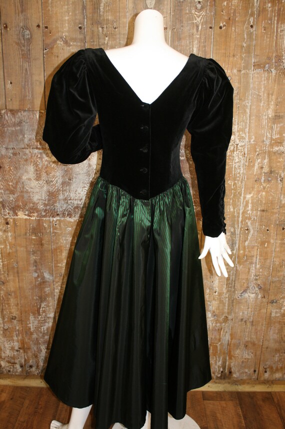 XS/ S Vintage 80s Laura Ashley velvet/ taffeta co… - image 7