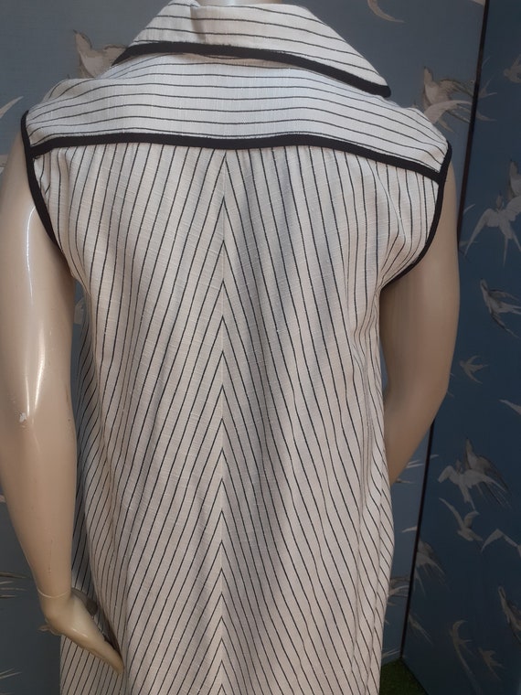 70s striped trapeze dress, Susan Small size 14 bl… - image 9