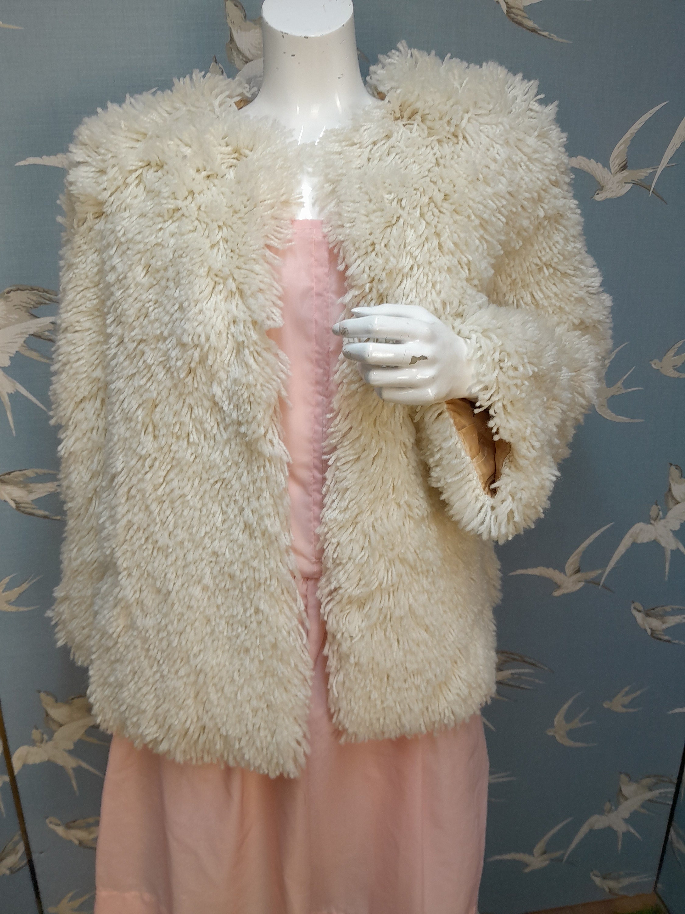 Vintage 70s cream shaggy wool jacket Shapes Things Oklahoma boho fake fur coat size M 10 12 14 UK
