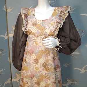 Vintage 1970s prairie dress, size 6- 8 UK patchwork print midi dress, Fiona Dresses, England see ITEM DETAILS for all measurements