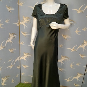 Vintage Laura Ashley 1990s green silk dress, size 12- 14 UK, 38&quot; bust
