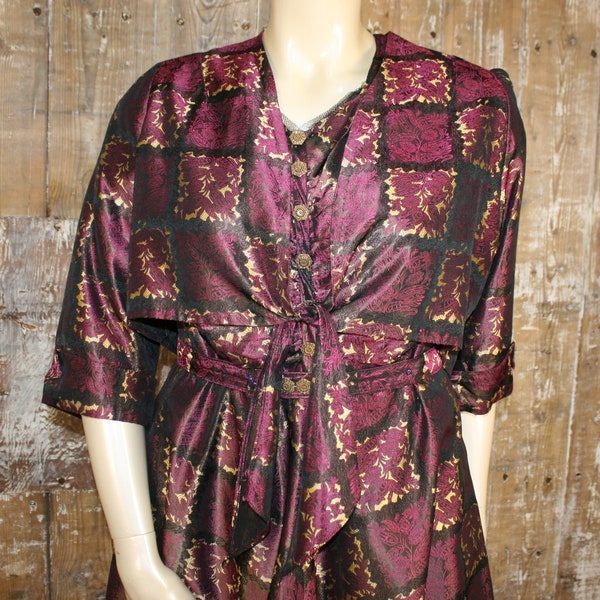 Plus size vintage 40s purple/ gold brocade dress and jacket, size UK 16- 18, 43" bust