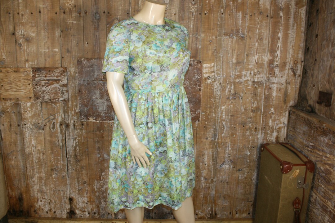 Size 16 Vintage Floral Tea Dress 60s/ 70s Lightweight Blue/ Etsy UK