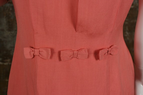 90s does 60s linen mix mini dress, coral pink fea… - image 5