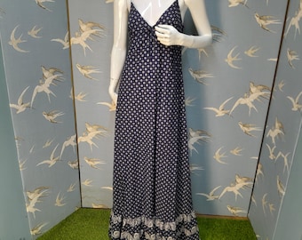 Vintage jaren 1970 katoenen maxi-jurk met bloemenprint, Nelbarden marineblauw/witte jurk met veterbandje maat 6-8 UK/33" buste