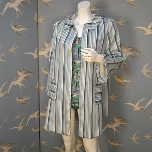 Vintage 1960s beach jacket, terry lined striped cover up/ robe, size 12- 14 UK