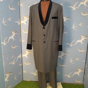 XXXL vintage/ retro Teddy boy Drape suit, taupe/ black velvet, 52" chest, 44" waist 29" leg rockabilly retro suit
