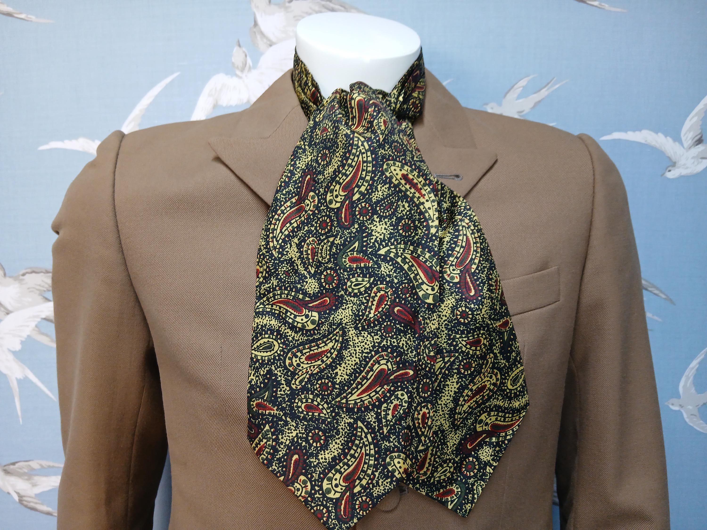 IntoTheWoodsWear - Etsy 日本