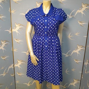 Vintage plus size 80s does 50s blue & white polka dot dress, size 16- 18 UK