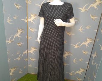 Vintage 1990s Laura Ashley Navy Blue Jersey Ankle Length Dress, Size Size 12 Uk, 38" Bust, See ITEM DETAILS for All Measurements - Etsy Finland Vintage 1990s Laura Ashley Navy Blue Jersey Ankle Length Dress, Size Size 12 Uk, 38" Bust, See ITEM DETAILS for All Measurements - Etsy Finland