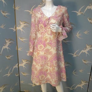 Vintage 60s mod dress, pink floral/ paisley cotton mix Dandi by Berkertex dress size 12 UK/ 38&quot; bust