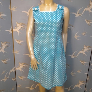Plus size vintage 70s blue and white polka dot mod dress, size 16 UK/ 42&quot; bust