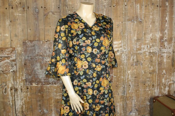 Etsy 70s shop dress