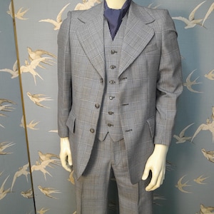Vintage 1970s John Temple blue check 3 piece suit, 30- 32&quot; waist/ 30&quot; leg, 38&quot; chest