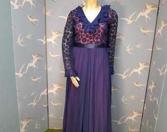 Large Vintage 1960s/ 70s California Blue Daisy Devore/ Pink Taffeta Maxi Evening  Dress, Size 14 UK/ 40" Bust - Etsy UK