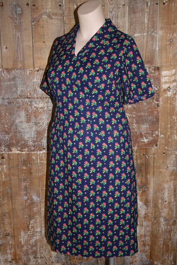 60s floral mod dress, size 14/ 40" bust navy/ pin… - image 3