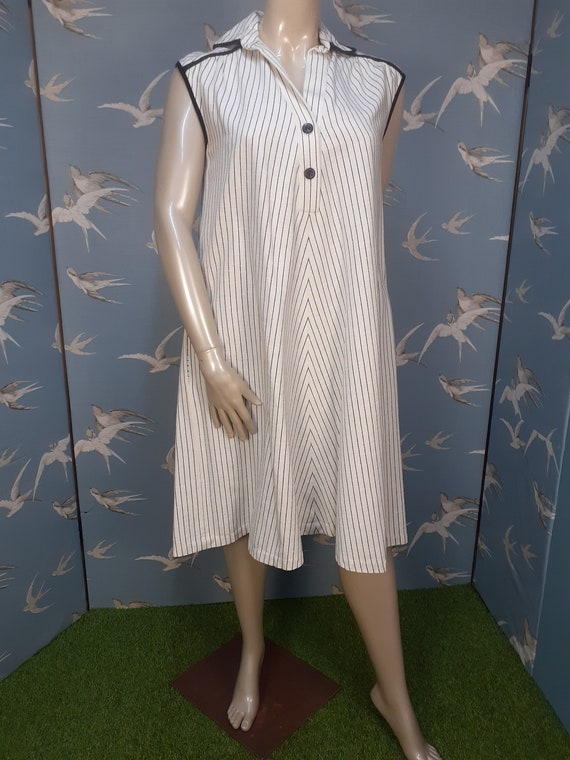 70s striped trapeze dress, Susan Small size 14 bl… - image 1