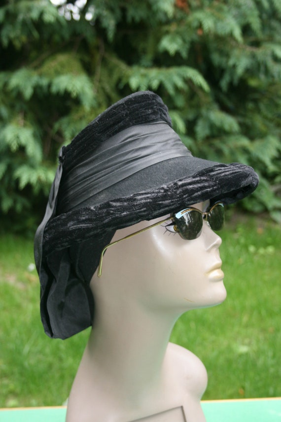 Vintage 1940s ladies top hat/ black velvet riding… - image 3