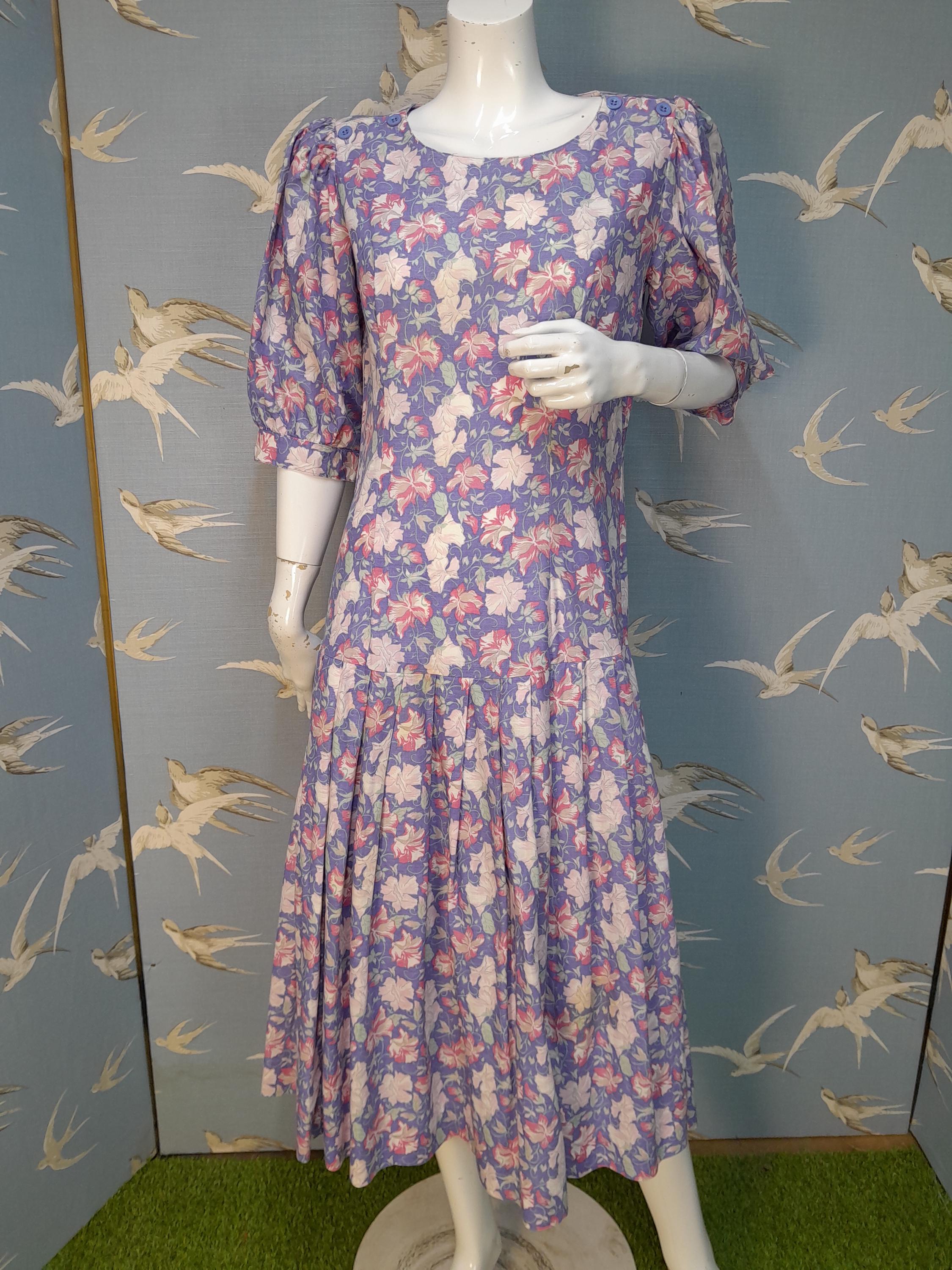 Vintage 1980s Laura Ashley Bluebell Coloured Floral Linen Mix