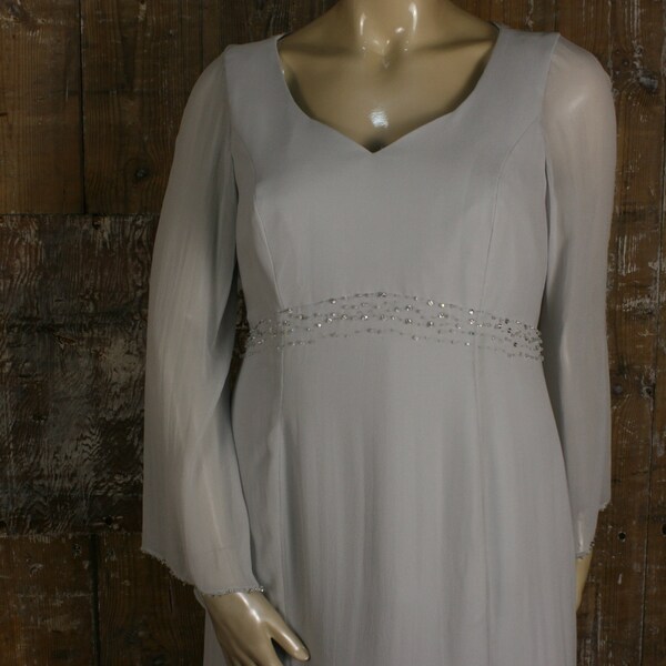 Plus size 90s/ Y2K retro medieval style pale grey chiffon dress, size 16- 18 UK/ 43" bust