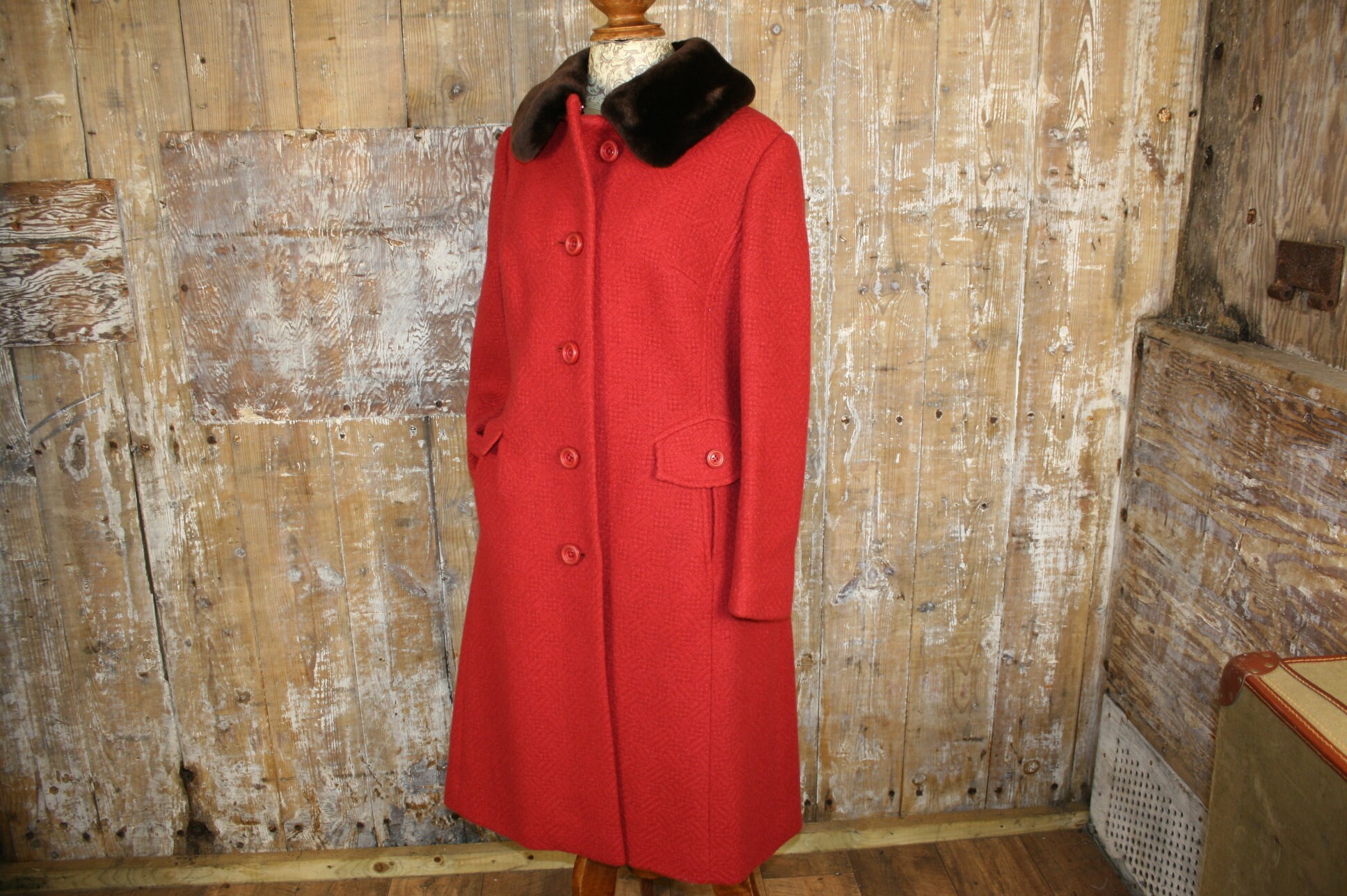M/L Vintage 60s Red Wool Mod Coat, Eastex Fur Collared Coat, Size 