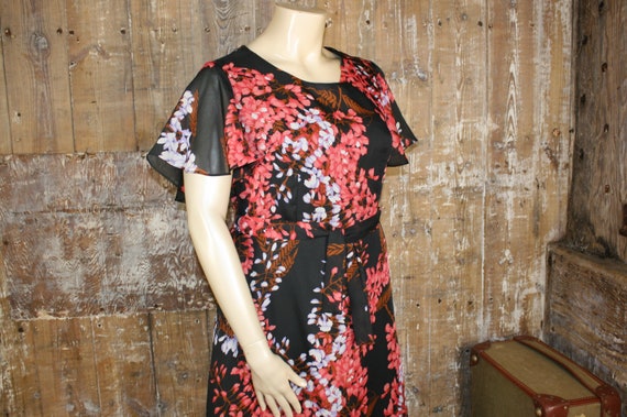 Plus size vintage 70s maxi dress, black/ red wist… - image 3
