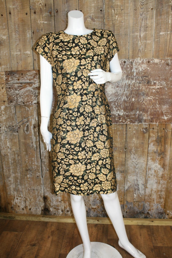 Gold dress hotsell size 12