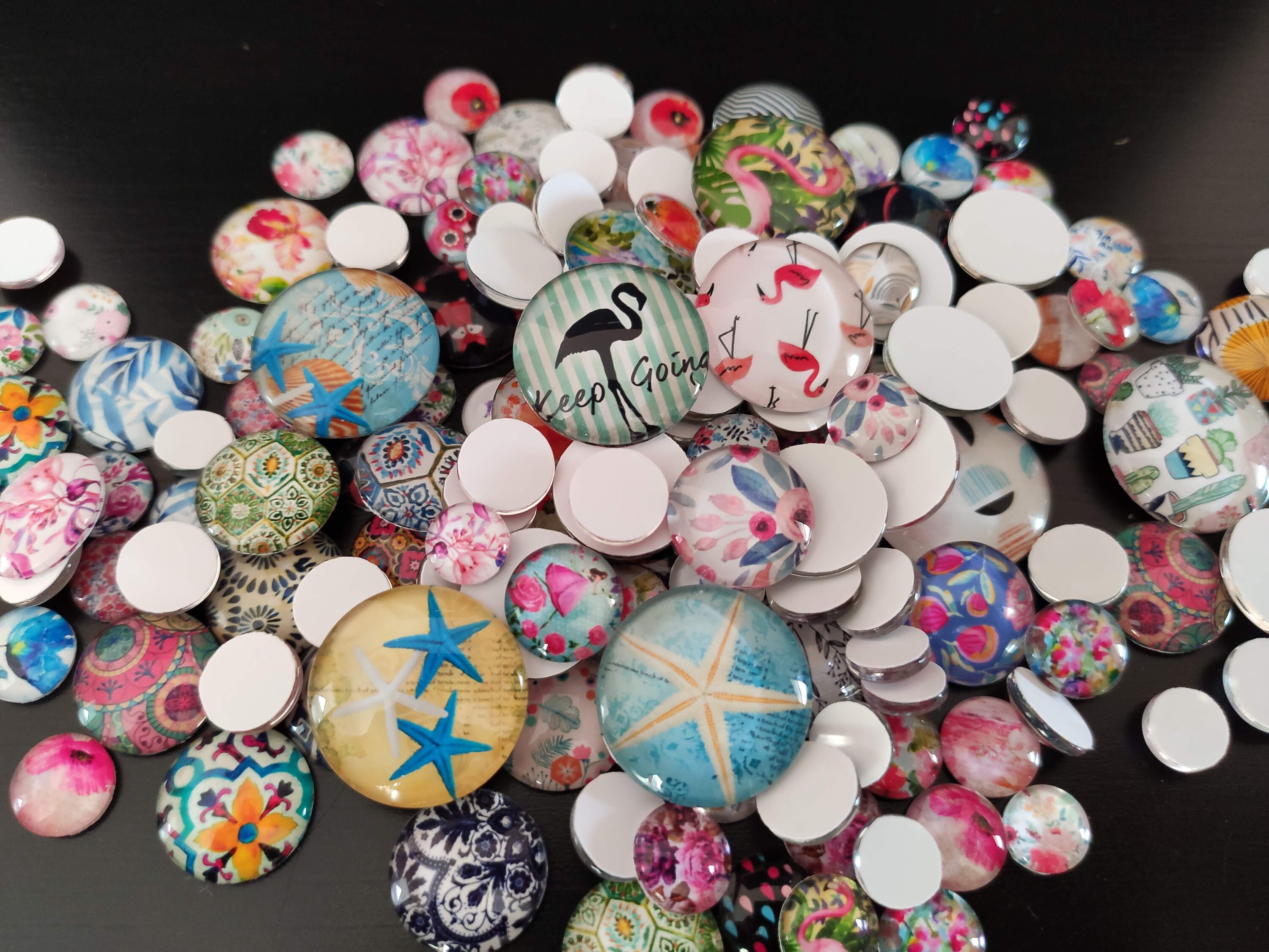 Mosaico, Cabochon di vetro fotografico fatto a mano, Cabochon a cupola in vetro rotondo, 10, 12, 20, 25mm Floral Pattern Cabochon Resin Charm- S1251 - Italia
