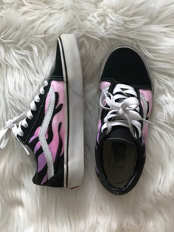 flame vans aus