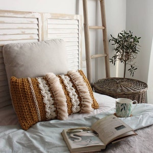 PDF Crochet Pattern - Bamboo XXL Cushion - Piper and Mint