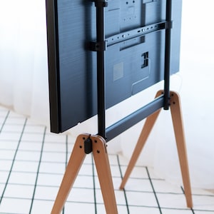 The TV Stand Easel image 8