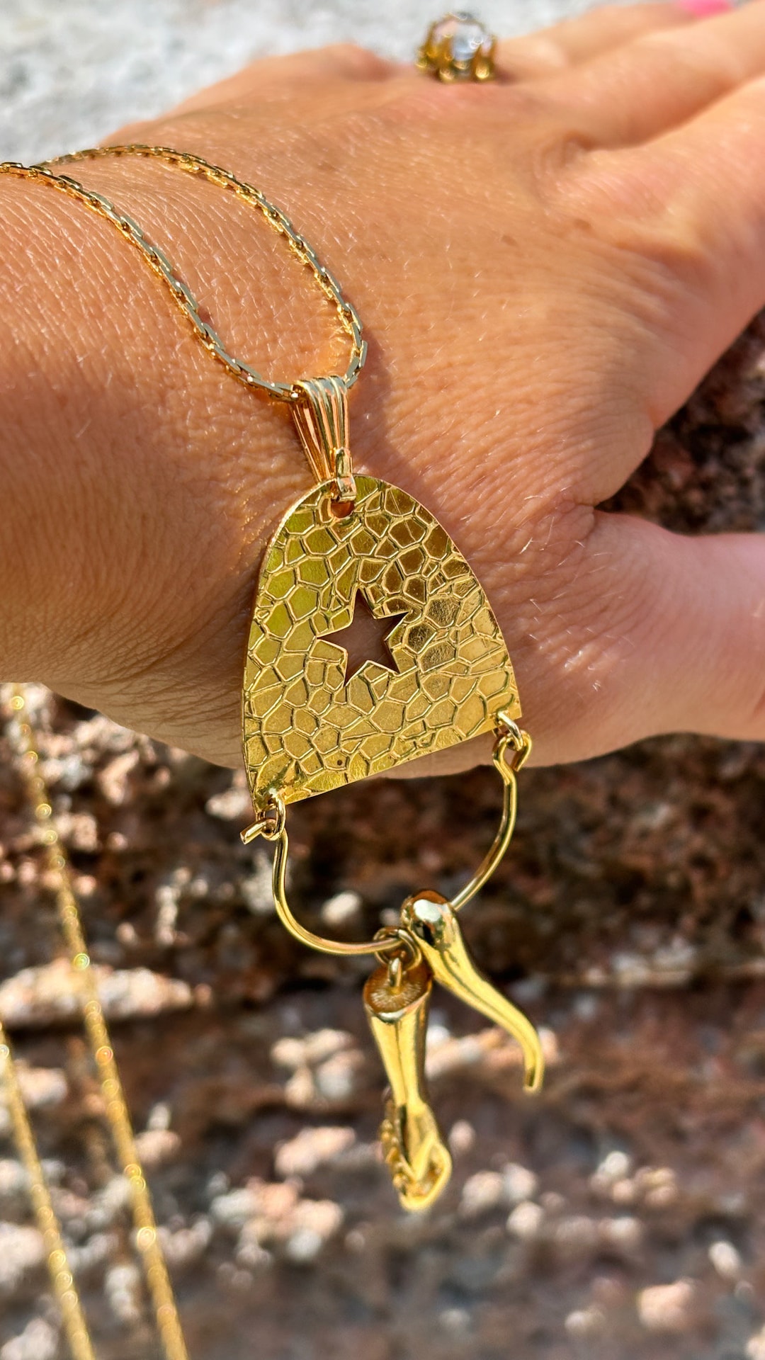 Vintage 90s Gold Tone Chain With Pendant Charm Holder Opera