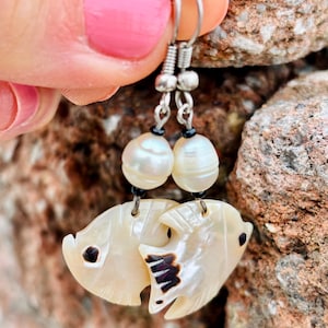Lovely Mother of Pearl Fish Shaped Pearl Bead Hook Dangle Earrings