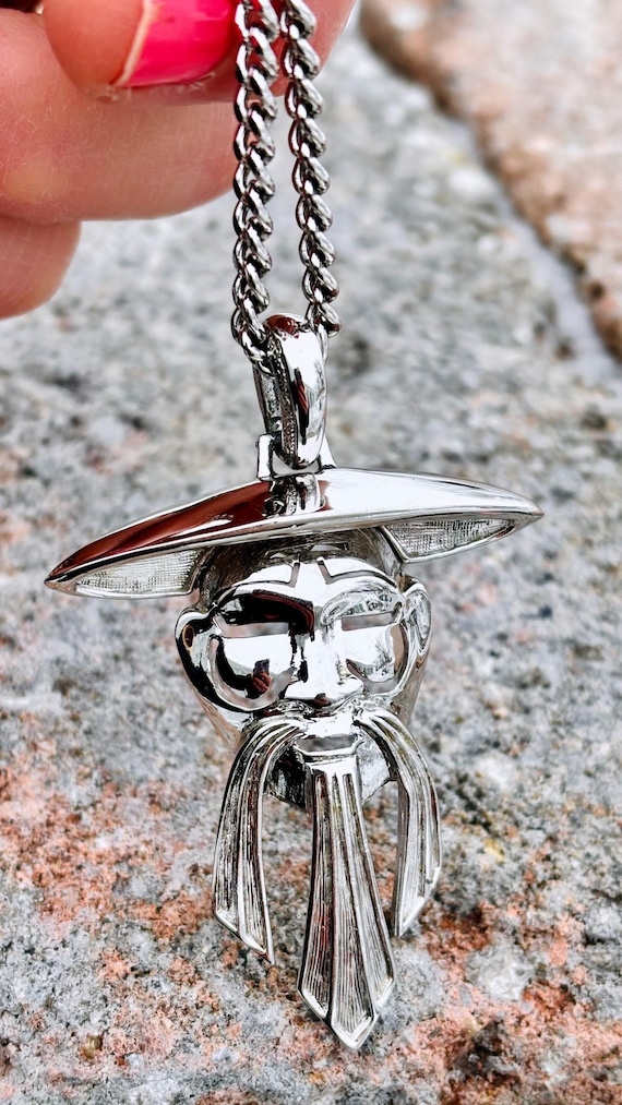 Vintage 70's D'orlan Silver Tone Asian Men Pendant Chain Necklace
