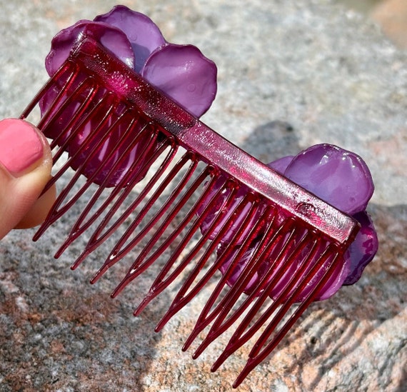 Vtg Lot Of 2 1970\'s Handmade Feathered Design Celluloid Hair Comb White Purple 70s Hair Comb - Etsy main image 3