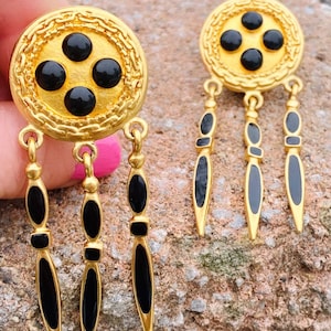 vintage Vendôme Belles boucles d'oreilles pendantes clip en émail noir mat étrusque # 430