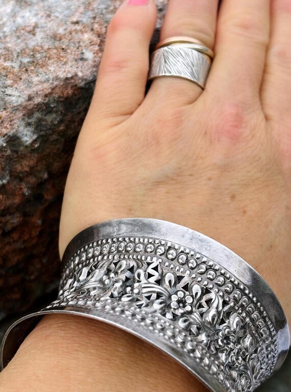 Vintage Sterling Silver 925 Repousse Open Cuff Bangle Bracelet