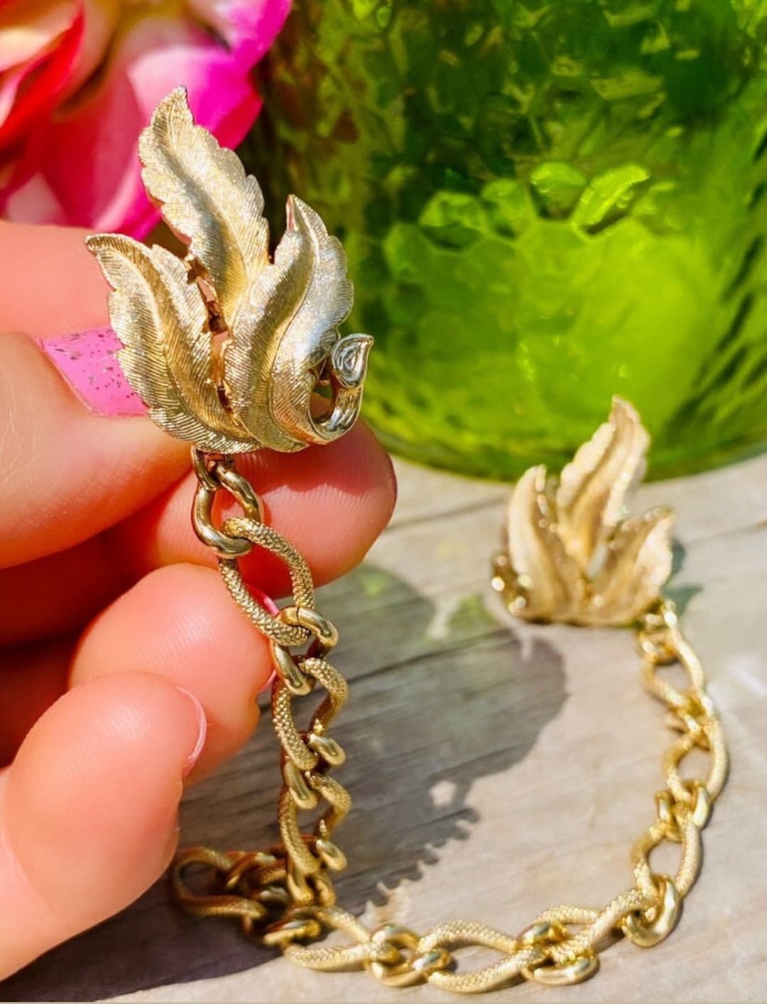 Vintage 1950s Crown Trifari Leaves Gold Tone Sweater Guard/ Shoe