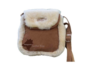 Sheepskin shoulder bag Sac à main en bandoulière en peau de mouton Lammfell Umhängetasche sheepskin shoulder strap handbag