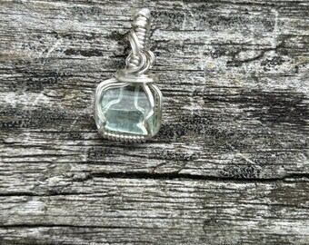 Dainty Polished Aquamarine