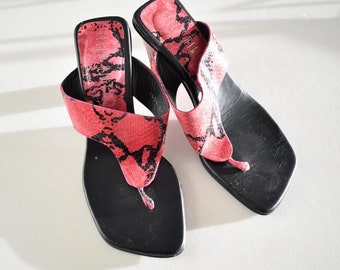 Vintage 90s real leather designer square toe slip on high heels in coral pink