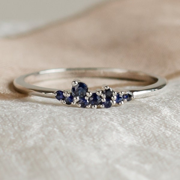 Alternative sapphire ring, Sapphire cluster ring, Light blue sapphire ring, Dainty blue sapphire ring