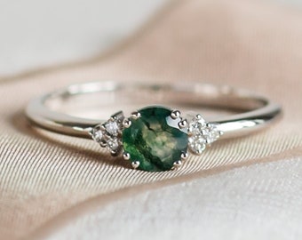 Cluster moss agate engagement ring, 14K Gemstone ring Moss agate ring