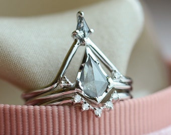 Unique engagement ring set, Salt and pepper diamond ring set, Kite shaped ring