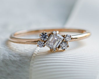 Moissanite baguette ring in Rose gold 14K, Tiny baguette cluster ring, Delicate gold ring